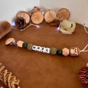 IMG_3794 Attache - Hérisson perles bois et crochet