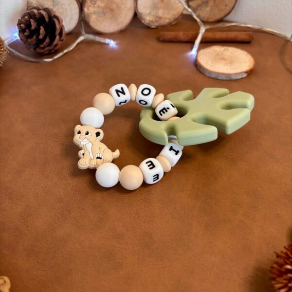 IMG_3796 Anneau de dentition - Nala feuille