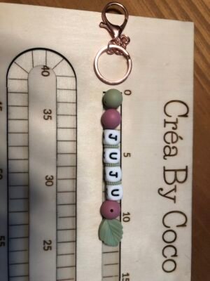 Porte clé juju - framboisine