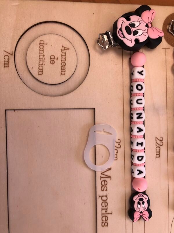 Attache tétine Younaida - labattante (MAM DESSUS)