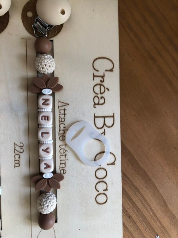 Attache tétine Nelya - Margaux (MAM dessus)